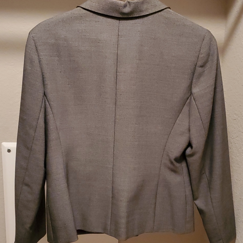 Jacket - Picture 2 of 7